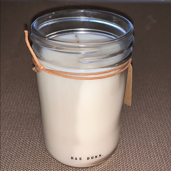 Rae Dunn Scented candle - Picture 3 of 3